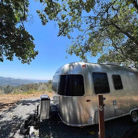 Modern Airstream With Amazing View - 10 To 15 Minutes From Kings Canyon National Park Dunlap Exterior photo