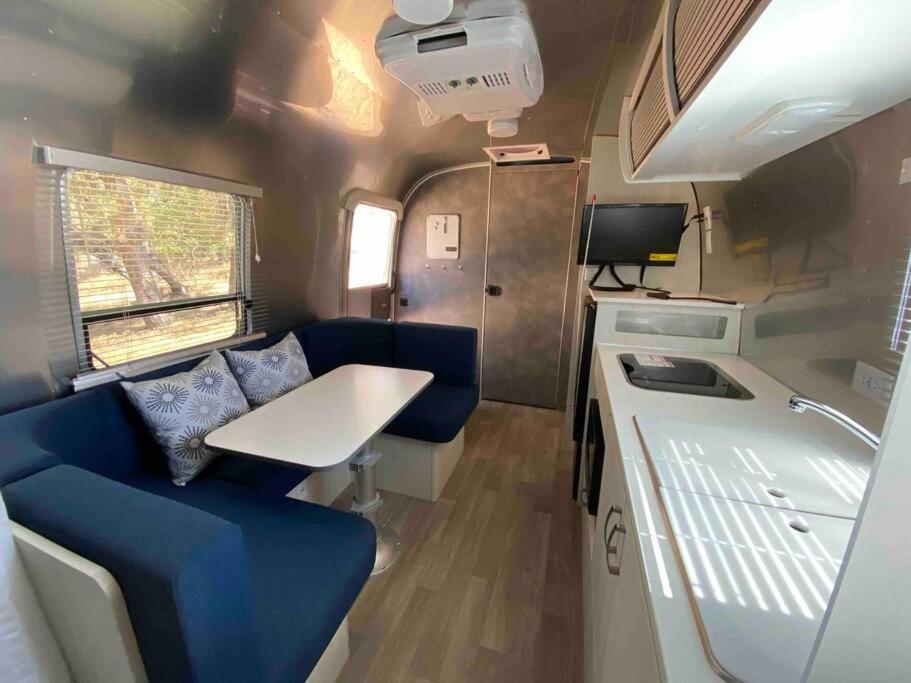 Modern Airstream With Amazing View - 10 To 15 Minutes From Kings Canyon National Park * Dunlap